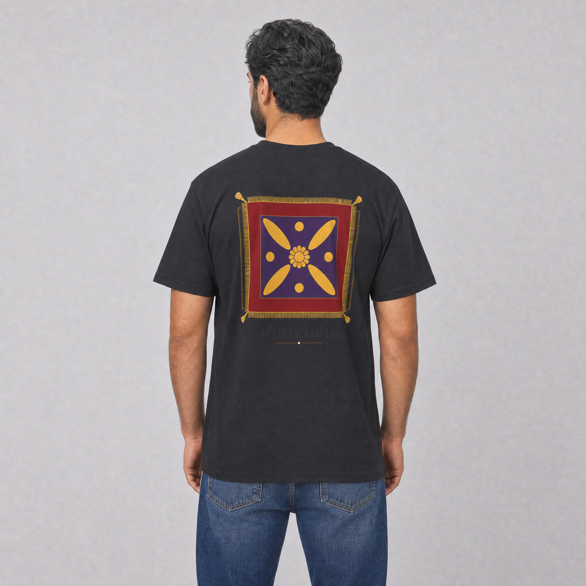 Derafsh Kaviani T-Shirt